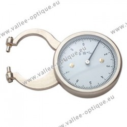 Lens gauge with sapphire tips