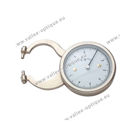 Lens gauge with sapphire tips