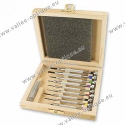 Assortiment de tournevis sur support en bois - Lapeyre optique